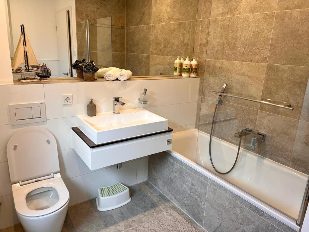 Apartments Bei Playmobil Eg,130M2,Grosse Terassen,24H Self Check-In, Free Parking Zirndorf Dış mekan fotoğraf