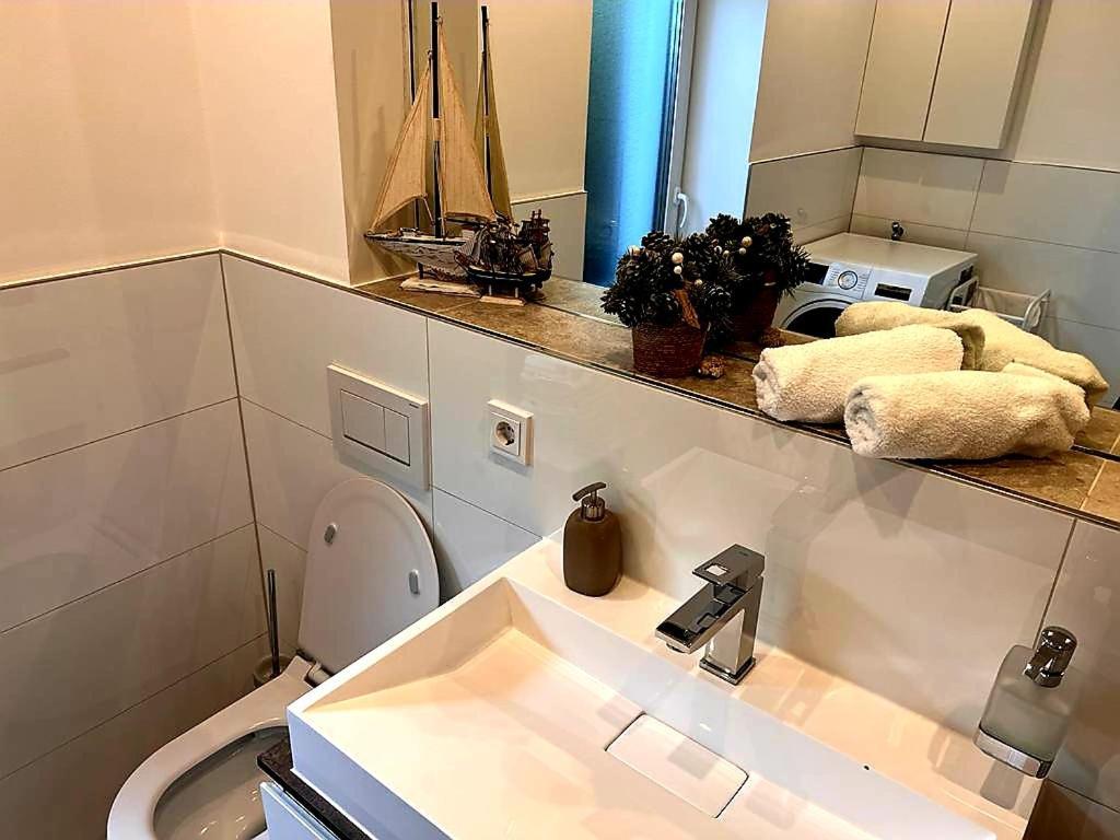 Apartments Bei Playmobil Eg,130M2,Grosse Terassen,24H Self Check-In, Free Parking Zirndorf Dış mekan fotoğraf