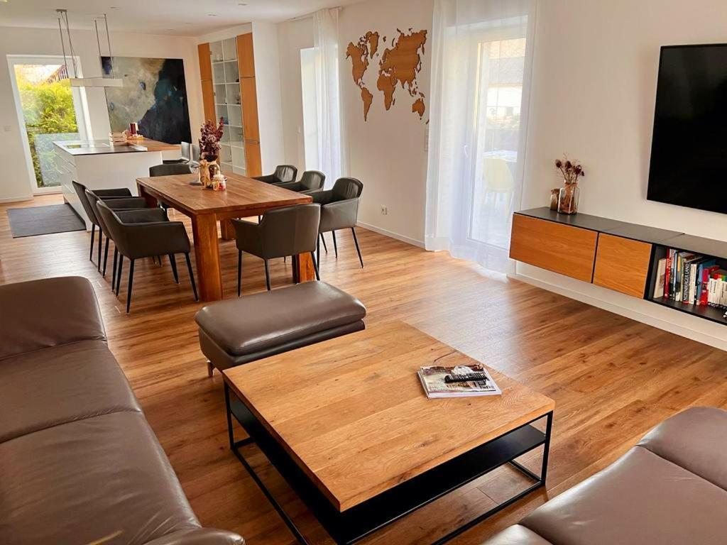 Apartments Bei Playmobil Eg,130M2,Grosse Terassen,24H Self Check-In, Free Parking Zirndorf Dış mekan fotoğraf