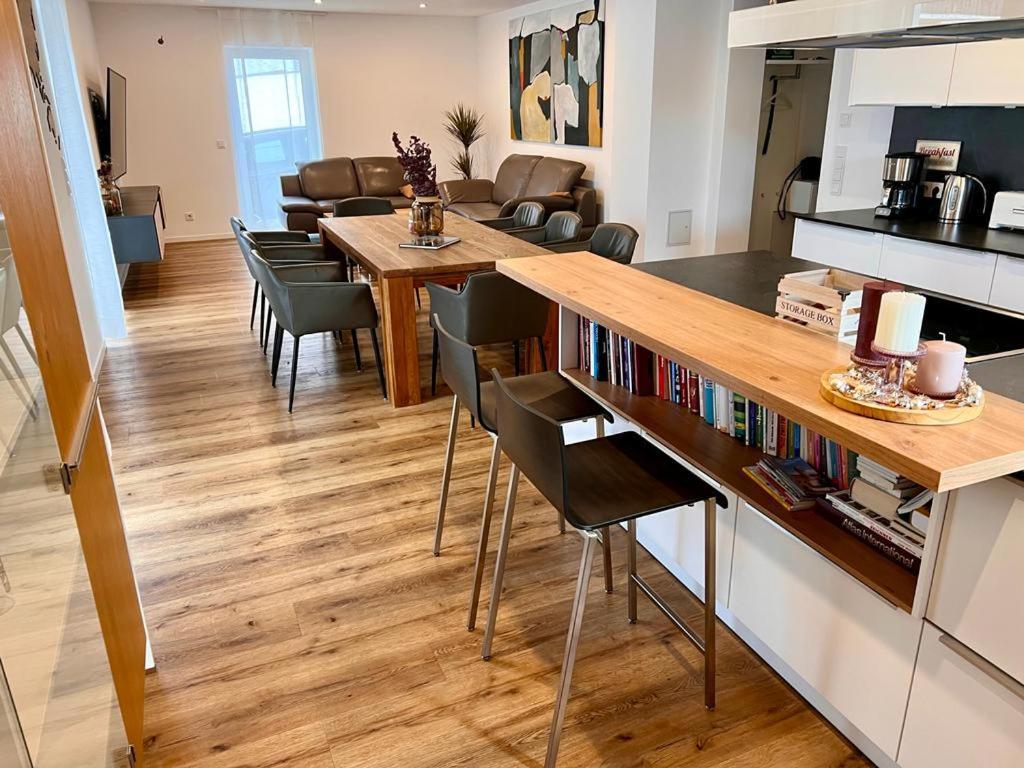 Apartments Bei Playmobil Eg,130M2,Grosse Terassen,24H Self Check-In, Free Parking Zirndorf Dış mekan fotoğraf
